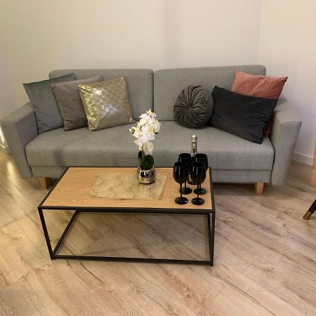 Moderno Apartament 克拉科夫 外观 照片