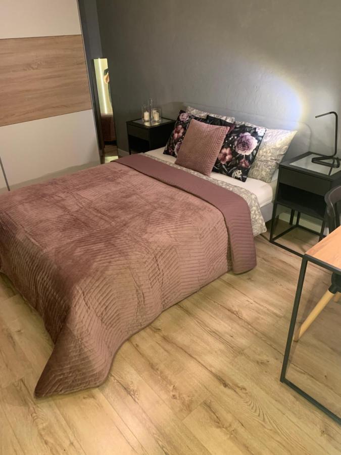 Moderno Apartament 克拉科夫 外观 照片